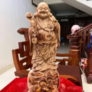 Tượng Di Lặc Gỗ Sưa Bắc Liền Khối Vân Đẹp Có Sơn Cao 46cm
