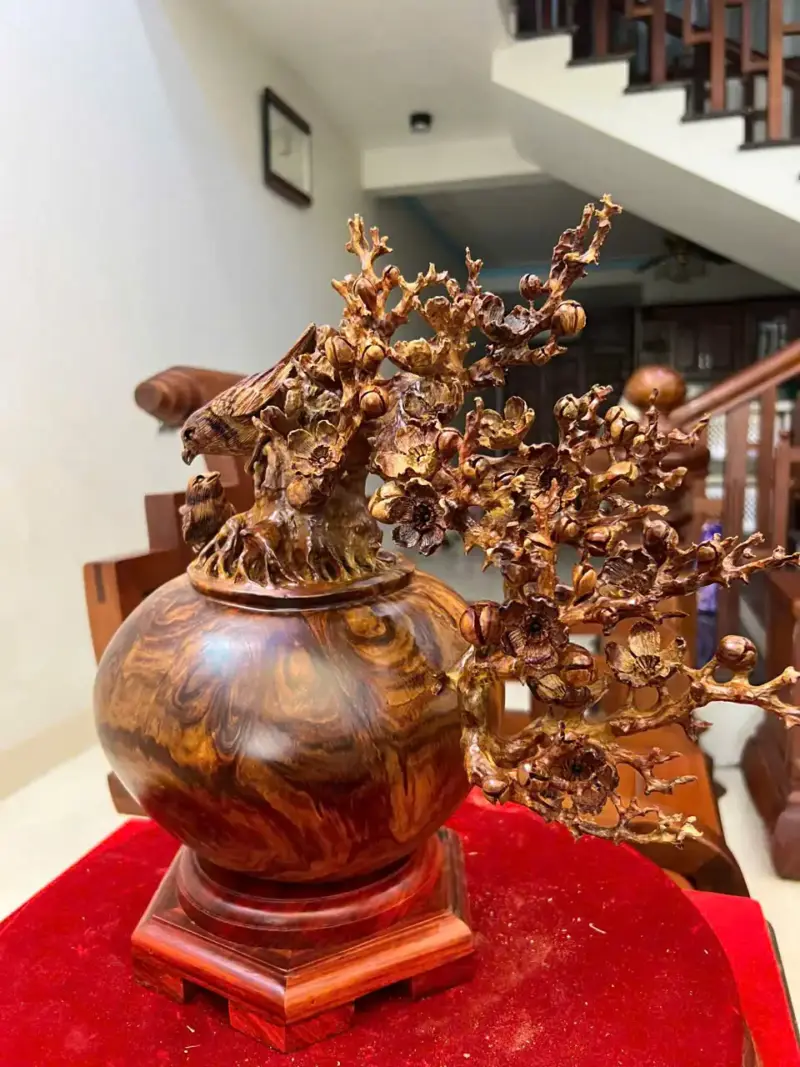 Bình Hoa Mai Gỗ Sưa Bắc Cao 27cm
