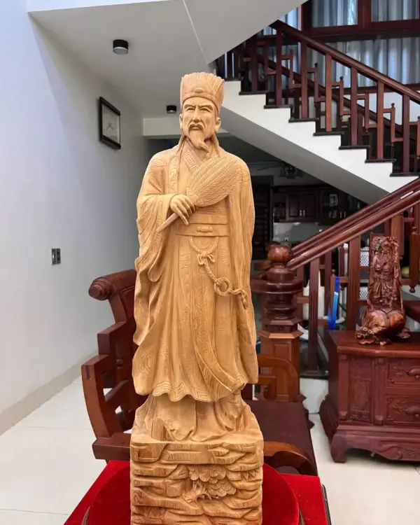 6_Khổng Minh Gỗ Ngọc Am Liền Khối Giá 5.200 Triệu Kích Thước Cao 80cm, Ngang 23cm, Sâu 17cm Tượng Khổng Minh Gỗ Ngọc Am Liền Khối Có Sơn Cao 80cm
