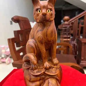 Tượng Mèo Ngồi Gỗ Sưa Bắc Liền Khối Cao 35cm