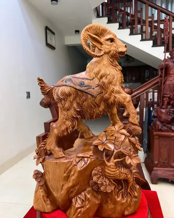 6_Nhất Dương Gỗ Ngọc Am Liền Khối Giá 4.300 Triệu Kích Thước Cao 62cm, Ngang 42cm, Sâu 24cm Tượng Nhất Dương Gỗ Ngọc Am Liền Khối Cao 62cm