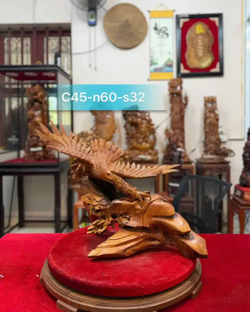 ai-bang-san-G5364-1 Tượng Đại Bàng Săn Mồi Gỗ Hương Ta Liền Khối G5364