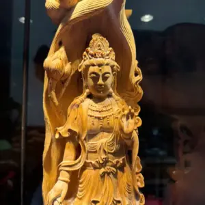 ai-the-chi-bo-tat-go-hoang-an-G5621-2 Tượng Đại Thế Chí Bồ Tát Gỗ Hoàng Đàn Tuyết Lạng Sơn Liền Khối Hàng Siêu Kỹ Nét Tỉ Mỉ Đã Lên Tuyết G5621