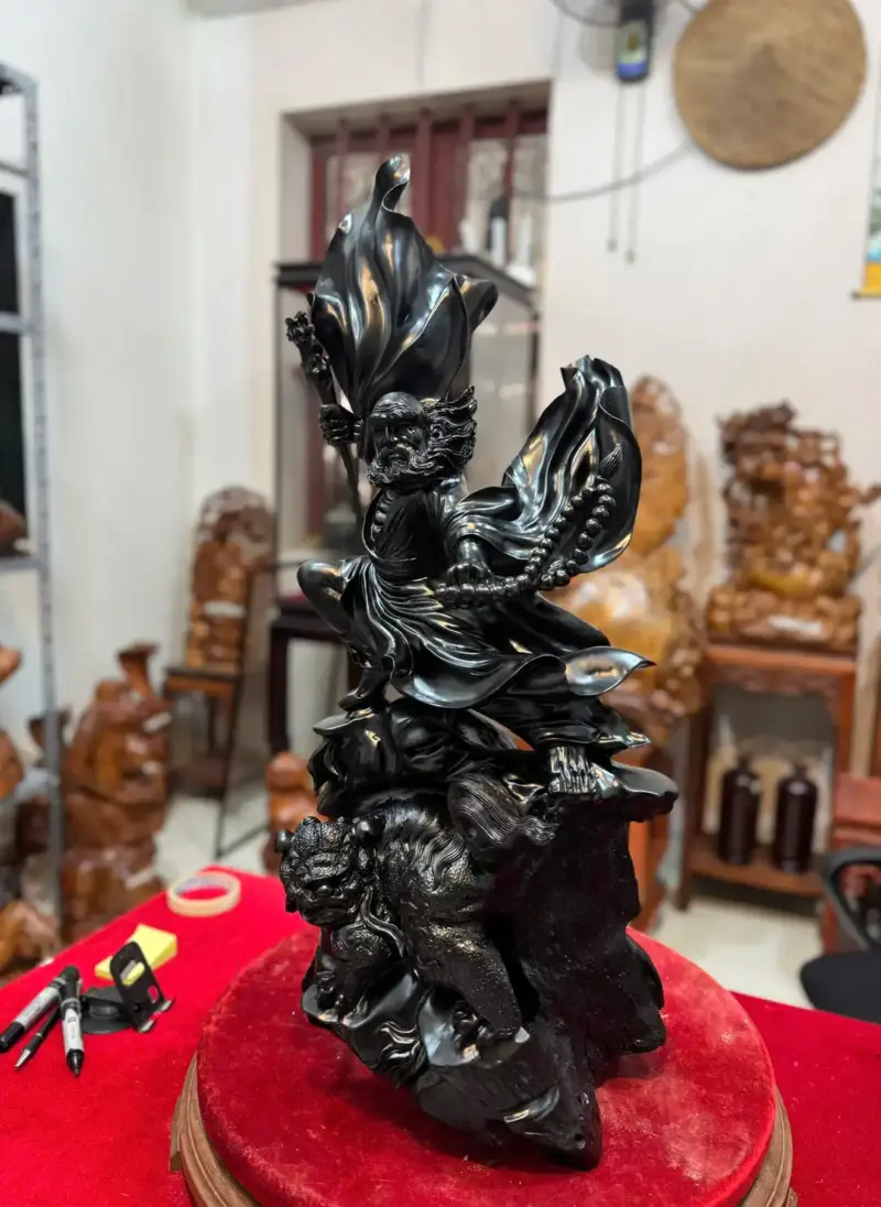 at-ma-mua-vo-thuan-nghe-go-mun-sung-G5371-4 Tượng Đạt Ma Múa Võ Thuần Nghê Gỗ Mun Sừng Hàng Đẹp Phiêu Liền Khối G5371
