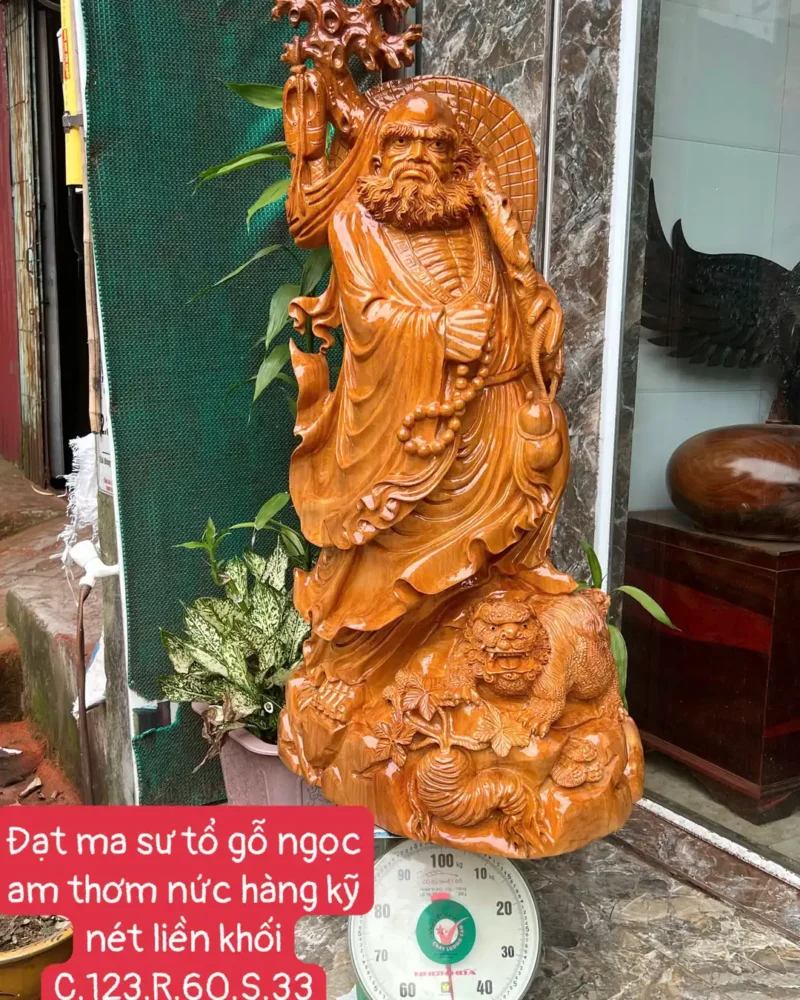 at-ma-su-G5898-1 Tượng Đạt Ma Sư Tổ Gỗ Ngọc Am Thơm Nức Hàng Kỹ Nét Liền Khối G5898