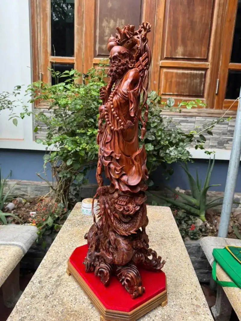 at-ma-ung-rong-go-sua-bac-G5391-5 Tượng Đạt Ma Đứng Rồng Gỗ Sưa Bắc Đỏ Liền Khối Hàng Kỹ Nét G5391