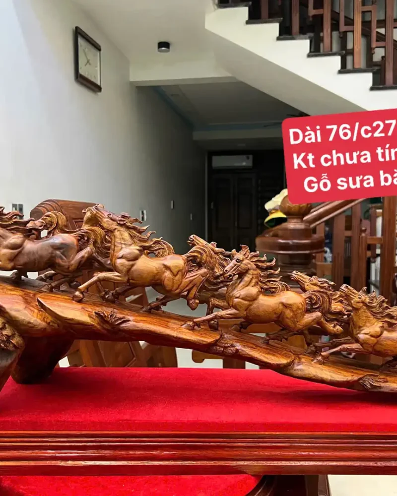 bat-ma-go-G5974-1 Tượng Bát Mã Gỗ Sưa Bắc Đục Kỹ Nét Liền Kèm Kỷ G5974