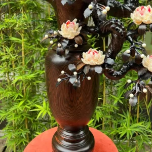 binh-hoa-mau-G5854-1 Bình Hoa Mẫu Đơn Thân Và Cành Là Làm Bằng Gỗ Mun Hoa Lào Hoa Bằng Ốc In Đô G5854