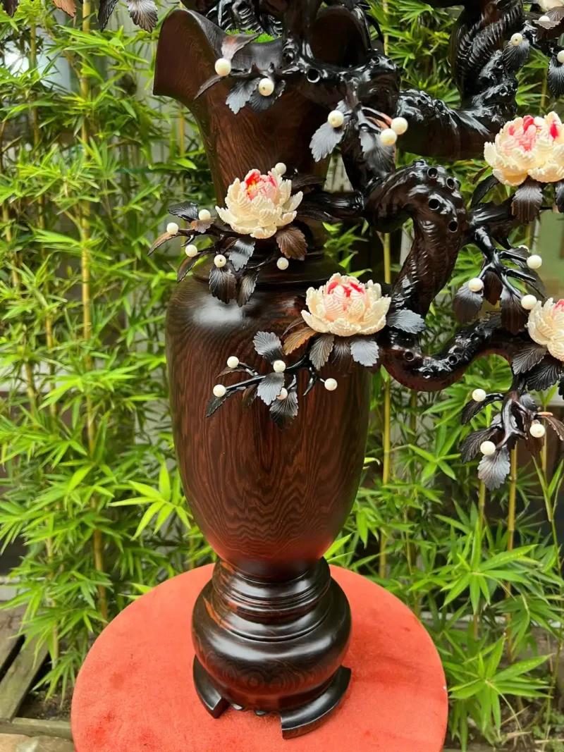 binh-hoa-mau-G5854-1 Bình Hoa Mẫu Đơn Thân Và Cành Là Làm Bằng Gỗ Mun Hoa Lào Hoa Bằng Ốc In Đô G5854