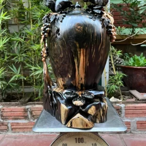 binh-phu-quy-G6365-2 Bình Phú Quý Nho Sóc Gỗ Chun Chớp Mun Hoa Hàng To Kỹ Liền Khối G6365
