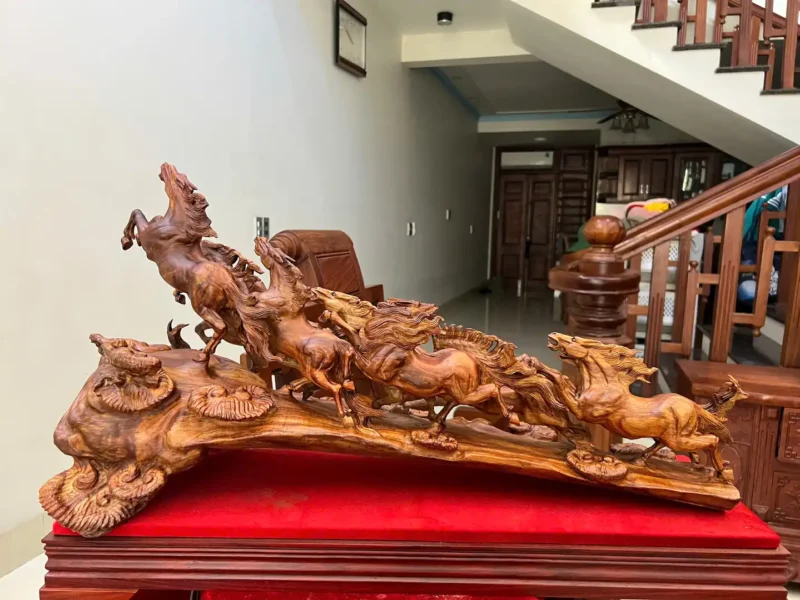 cau-bat-ma-G6277-6 Tượng Cầu Bát Mã Gỗ Sưa Bắc Liền Khối G6277