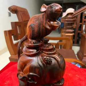 chuot-be-vang-G5981-3 Tượng Chuột Bê Vàng Gỗ Trắc Việt Liền Khối G5981
