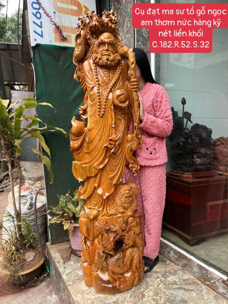 cu-at-ma-G5867-1 Tượng Cụ Đạt Ma Sư Tổ Gỗ Ngọc Am Thơm Nức Hàng Kỹ Nét Liền Khối G5867