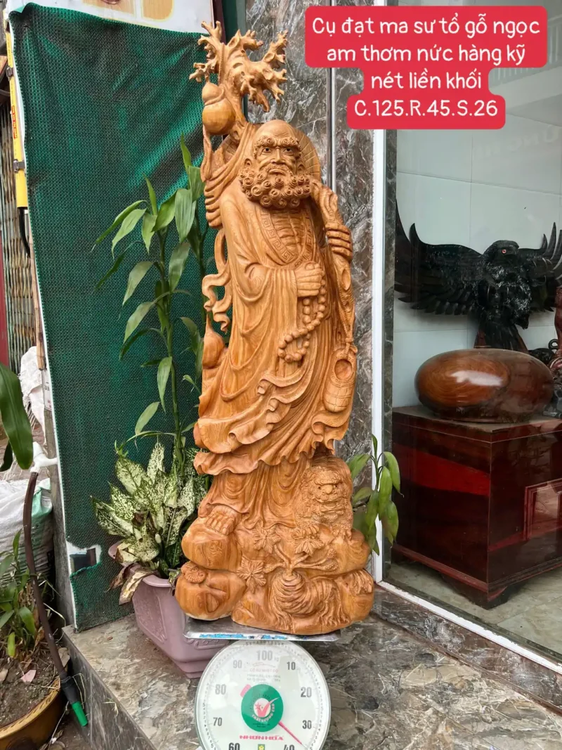 cu-at-ma-G5908-1 Tượng Cụ Đặt Ma Sư Tổ Gỗ Ngọc Am Thơm Nức Hàng Kỹ Nét Liền Khối G5908