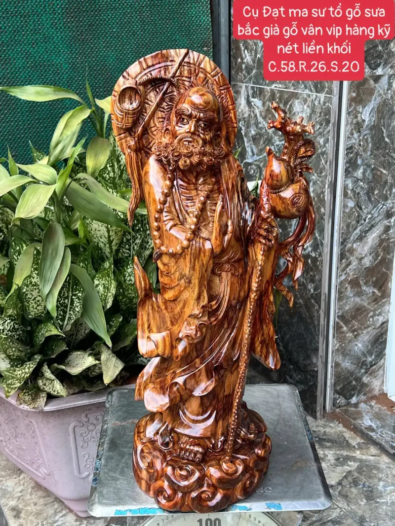 cu-at-ma-G6262-1 Tượng Cụ Đạt Ma Sư Tổ Gỗ Sưa Đỏ Tía Hàng Kỹ Nét Liền Khối G6262