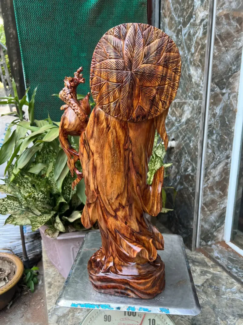 cu-at-ma-G6262-5 Tượng Cụ Đạt Ma Sư Tổ Gỗ Sưa Đỏ Tía Hàng Kỹ Nét Liền Khối G6262