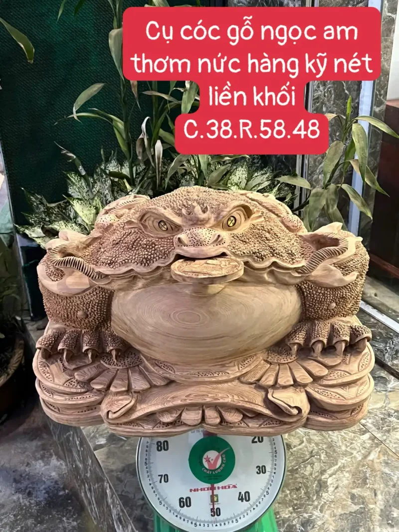 cu-coc-go-G6260-1 Tượng Cụ Cóc Gỗ Ngọc Am Thơm Nức Hàng Kỹ Nét Liền Khối G6260