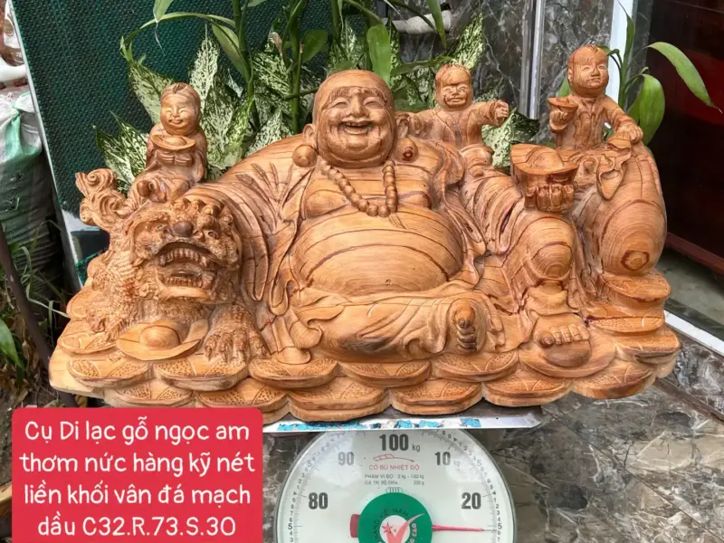 cu-di-lac-G5656-1 Tượng Cụ Di Lạc Gỗ Ngọc Am Thơm Nức Hàng Kỹ Nét Liền Khối G5656