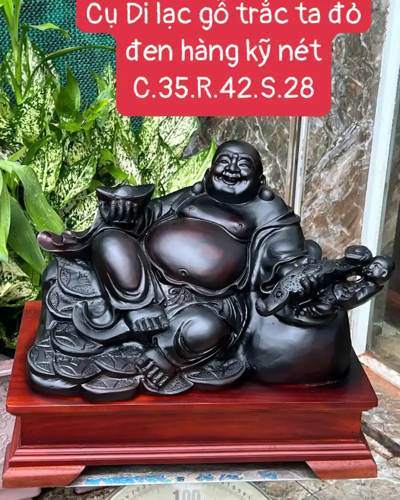 cu-di-lac-G5661-1 Tượng Cụ Di Lạc Gỗ Trắc Ta Đỏ Đen Hàng Kỹ Nét G5661