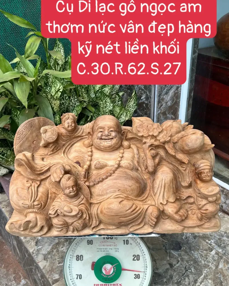 cu-di-lac-G6244-1 Tượng Cụ Di Lạc Gỗ Ngọc Am Thơm Nức Hàng Kỹ Nét Liền Khối G6244