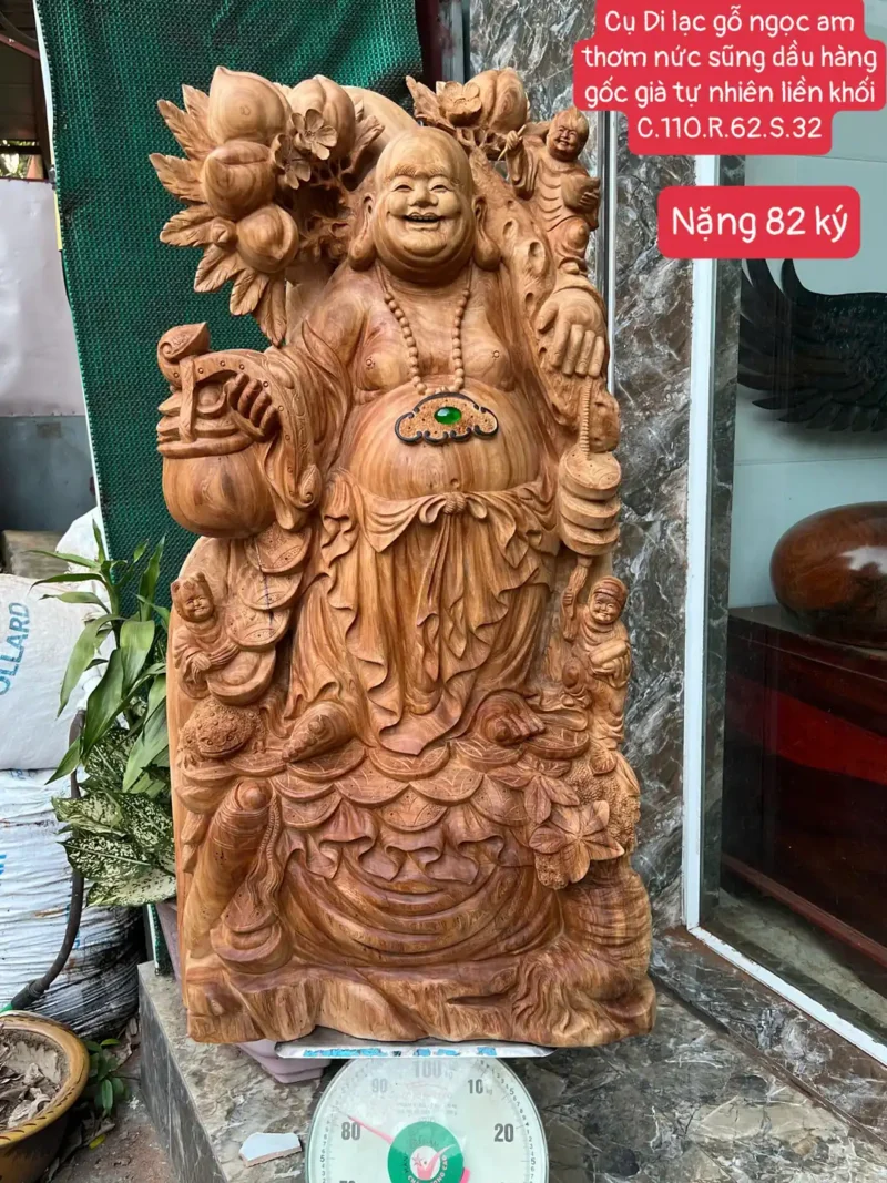 cu-di-lac-G6351-1 Tượng Cụ Di Lặc Gỗ Ngọc Am Thơm Nức To Vân Đẹp Hàng Kỹ Nét Liền Khối G6351
