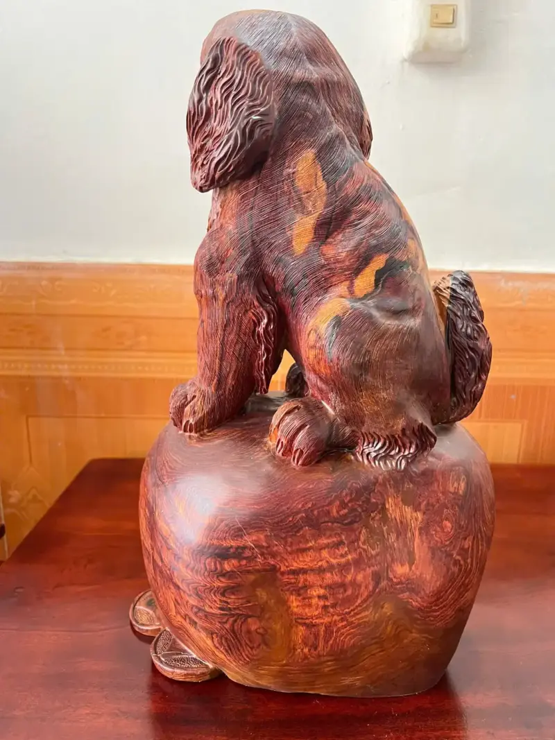 cun-ngoi-bao-G5287-2 Tượng Cún Ngồi Bao Tiền Hàng Kỹ Tỉa Lông Gỗ Cẩm Siêu Vân Liền Khối G5287