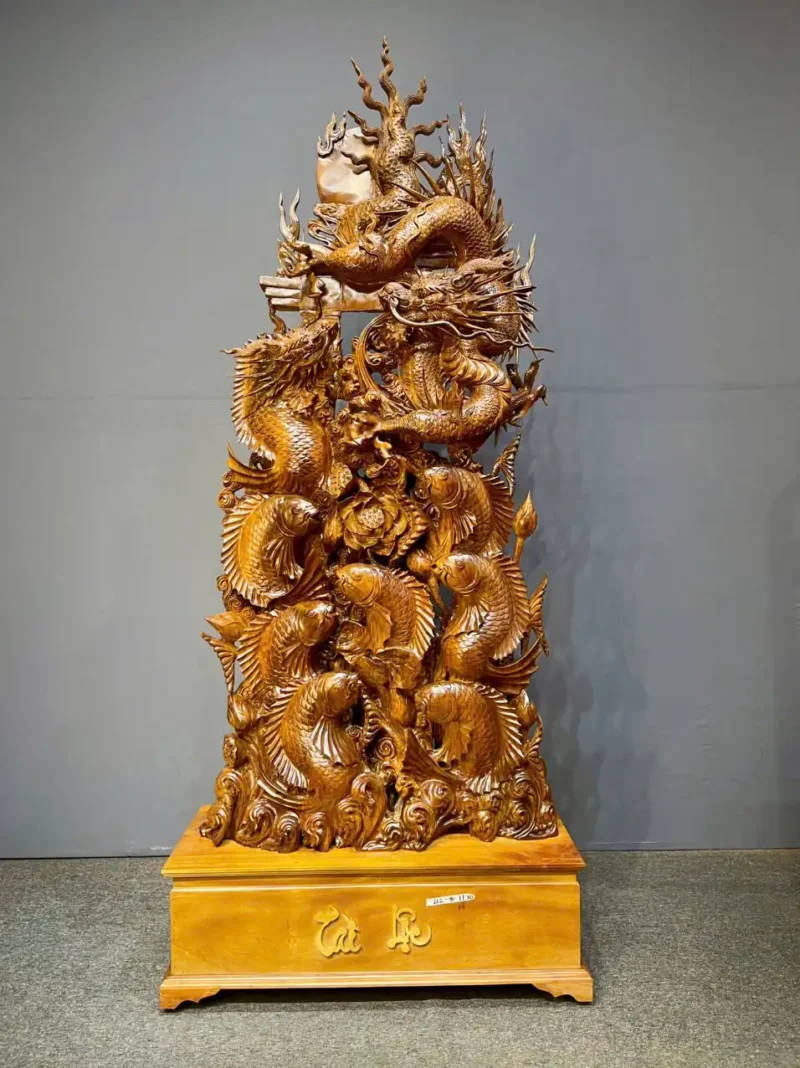 cuu-ngu-hoa-long-go-bach-xanh-G6263-1 Tượng Cửu Ngư Hóa Long Gỗ Bách Xanh Liền Khối G6263