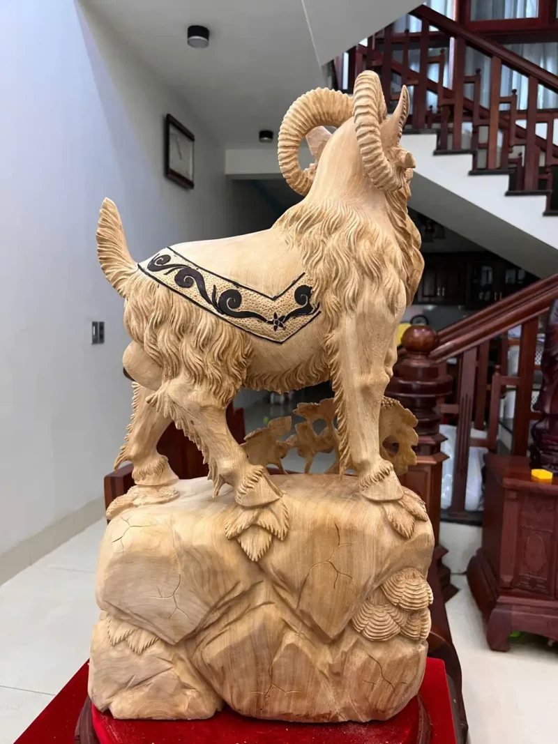 de-go-ngoc-G5909-5 Tượng Dê Gỗ Ngọc Am To Chất Nặng Thơm Có Sơn G5909