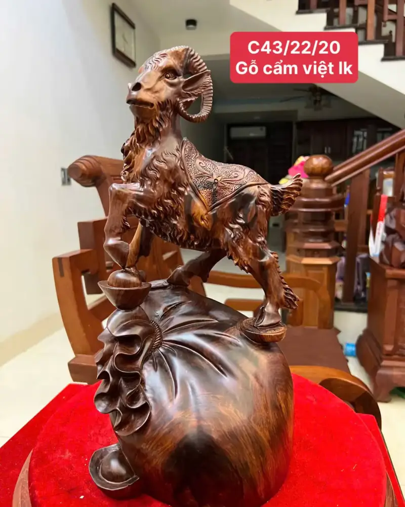 de-ung-bao-G5731-1 Tượng Dê Đứng Bao Tiền Gỗ Cẩm Việt Liền Khối G5731