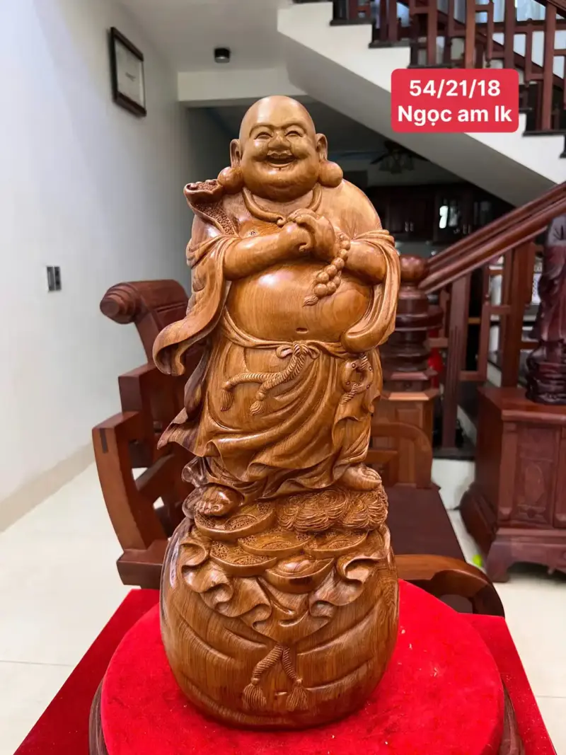 di-lac-chuc-G5573-1 Tượng Di Lặc Chúc Phúc Gỗ Ngọc Am Liền Khối Nhiều Vân Dầu G5573