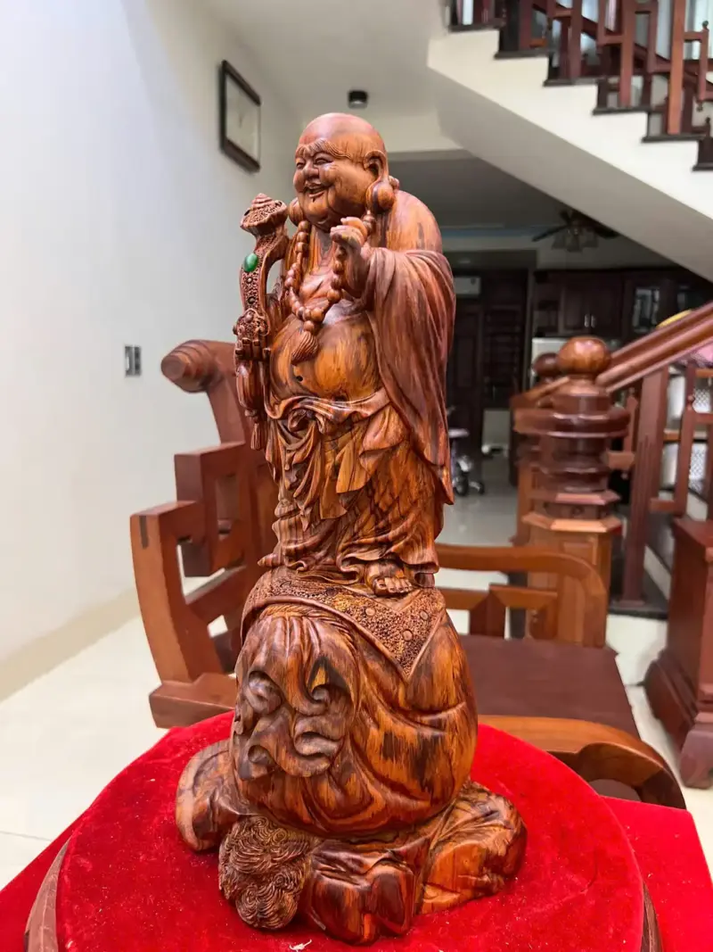 di-lac-go-G5461-6 Tượng Di Lặc Gỗ Sưa Bắc Đỏ Liền Khối Vân Tím Lịm G5461