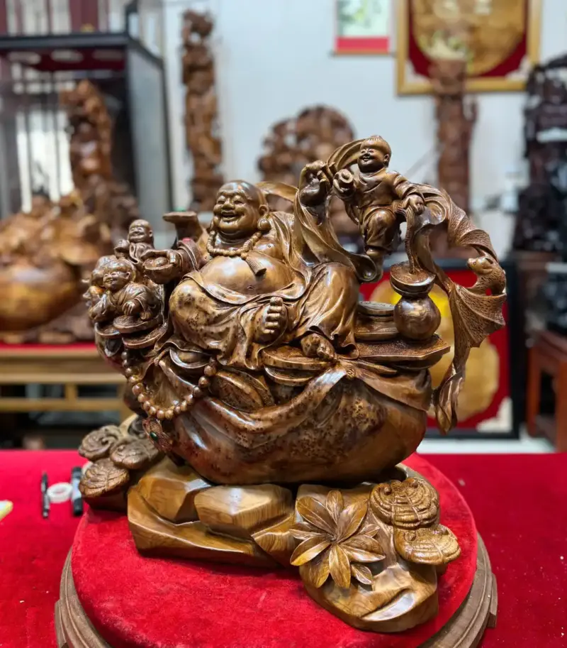 di-lac-ngoi-bao-tien-go-nu-ngoc-G5483-3 Tượng Di Lặc Ngồi Bao Tiền Gỗ Nu Ngọc Am Hàng Đẹp Liền Khối G5483