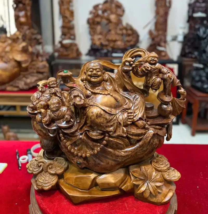 di-lac-ngoi-bao-tien-go-nu-ngoc-G5483-5 Tượng Di Lặc Ngồi Bao Tiền Gỗ Nu Ngọc Am Hàng Đẹp Liền Khối G5483