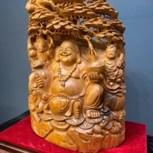 di-lac-ngoi-tung-go-ngoc-am-G6166-3 Tượng Di Lặc Ngồi Tùng Gỗ Ngọc Am Liền Khối G6166