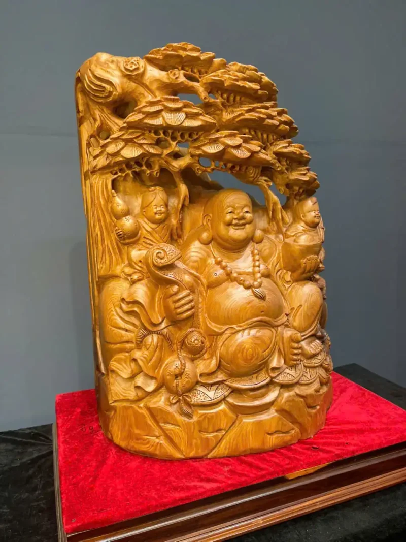 di-lac-ngoi-tung-go-ngoc-am-G6166-4 Tượng Di Lặc Ngồi Tùng Gỗ Ngọc Am Liền Khối G6166