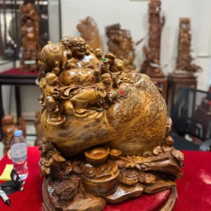 di-lac-tam-phuc-thuan-nghe-go-nu-ngoc-G6138-5 Tượng Di Lặc Tam Phúc Thuần Nghê Gỗ Nu Ngọc Am Hàng Đậm Dầu Thơm Liền Khối G6138