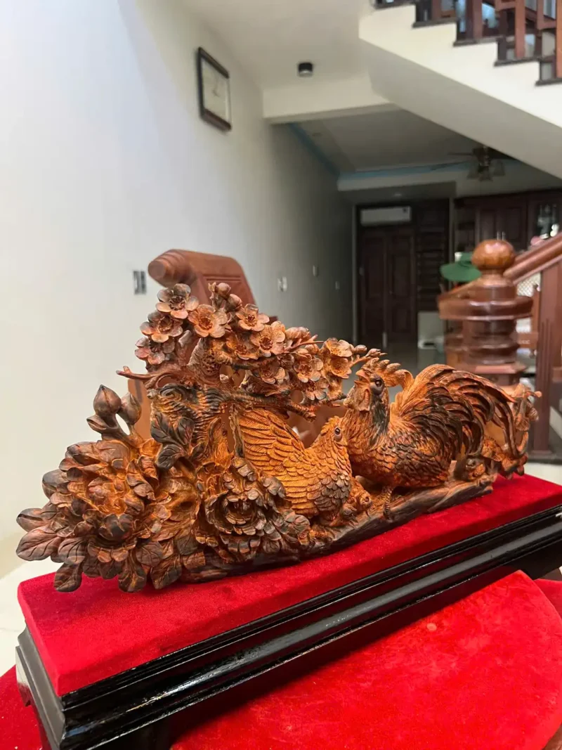 gia-inh-ga-G6399-7 Tượng Gia Đình Gà Gỗ Trắc Việt Liền Khối Hàng Nhỏ Để Bàn Nghệ Nhân Tắc Kê Có Sơn G6399