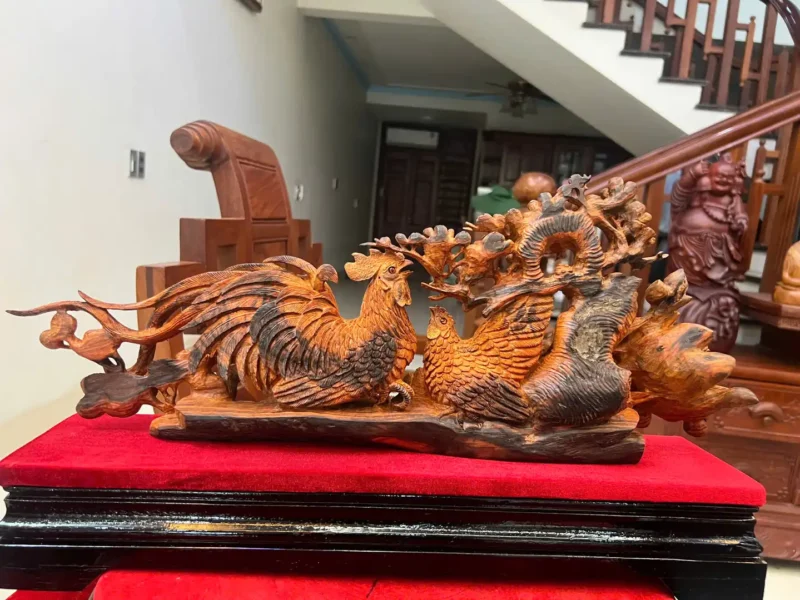gia-inh-ga-G6399-8 Tượng Gia Đình Gà Gỗ Trắc Việt Liền Khối Hàng Nhỏ Để Bàn Nghệ Nhân Tắc Kê Có Sơn G6399