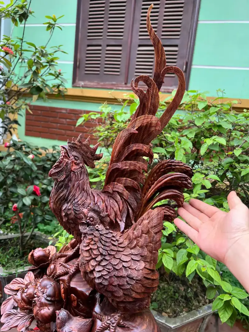 gia-inh-ga-go-sua-bac-G5323-4 Tượng Gia Đình Gà Gỗ Sưa Bắc Đỏ Hàng Kỹ Liền Khối G5323