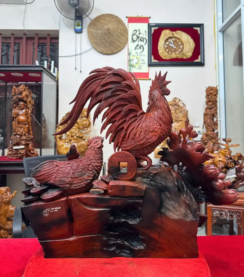 gia-inh-ga-toan-gia-phuc-hang-_5f6a749f Tượng Gia Đình Gà Toàn Gia Phúc Hàng Kỹ Đẹp NNQG Chế Tác Gỗ Trắc Đỏ Đen Liền Khối G6400