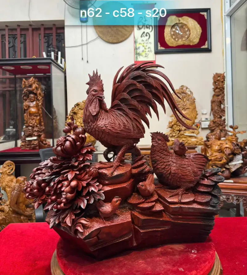 gia-inh-ga-toan-gia-phuc-hang-_fb6b64fb Tượng Gia Đình Gà Toàn Gia Phúc Hàng Kỹ Đẹp NNQG Chế Tác Gỗ Trắc Đỏ Đen Liền Khối G6400