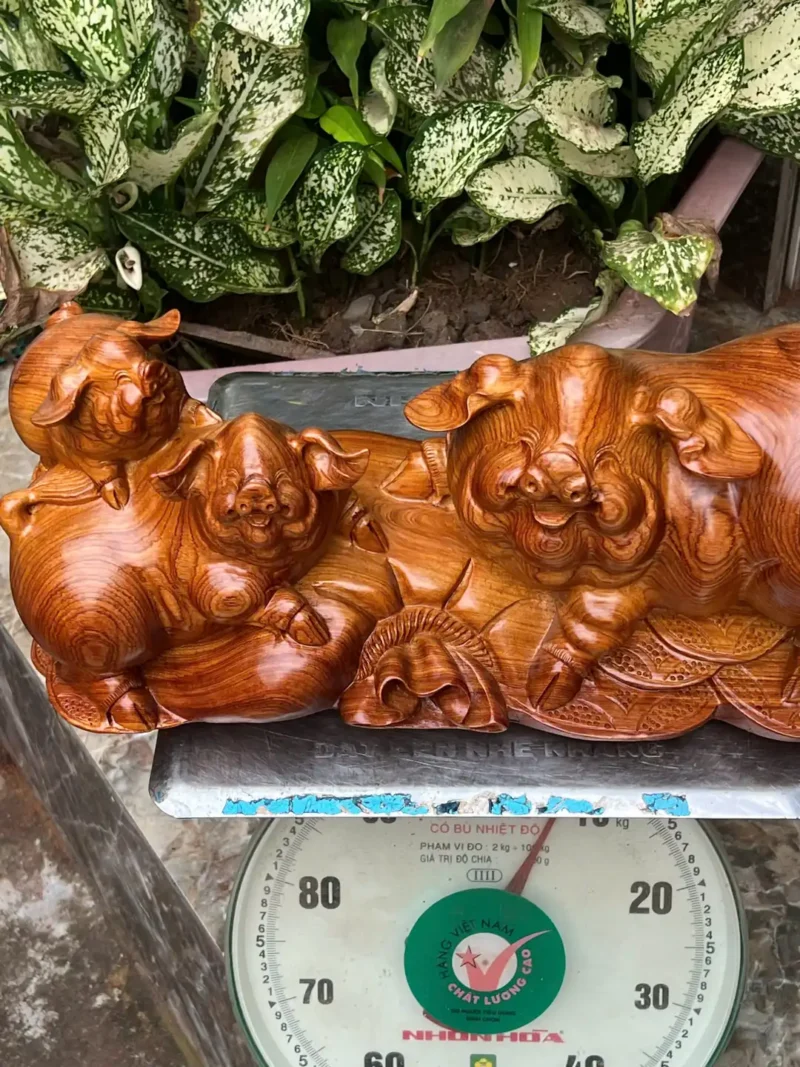 gia-inh-heo-G6355-4 Tượng Gia Đình Heo Gỗ Hương Ta Hàng Kỹ Nét Liền Khối G6355