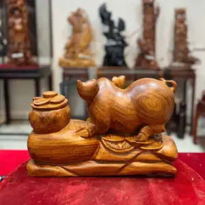 heo-tien-vang-go-huong-kt-G5331-2 Tượng Heo Tiền Vàng Gỗ Hương Liền Khối G5331