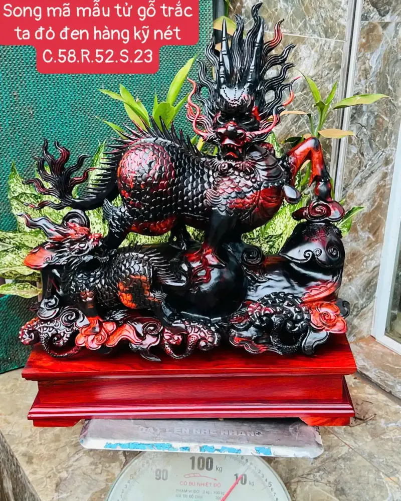 ky-lan-go-G5687-1 Tượng Kỳ Lân Gỗ Trắc Ta Đỏ Đen Vip G5687