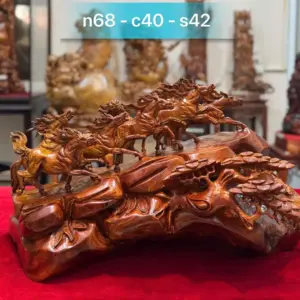 ma-ao-thanh-cong-go-cam-hang-G5334-1 Tượng Mã Đáo Thành Công Gỗ Cẩm Hàng Kỹ Đẹp Liền Khối G5334