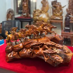 ma-ao-thanh-cong-go-cam-hang-G5334-3 Tượng Mã Đáo Thành Công Gỗ Cẩm Hàng Kỹ Đẹp Liền Khối G5334
