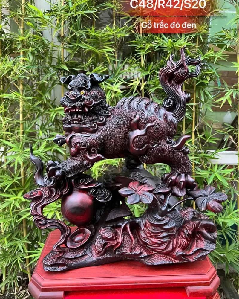 nghe-su-song-G6013-1 Tượng Nghê Sù Sông Trầm Hàng To Kỹ Gỗ Trắc Đỏ Đen Liền Khối G6013