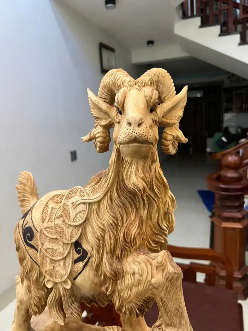 nhat-de-go-G6441-4 Tượng Nhất Dê Gỗ Ngọc Am Hàng To Nặng Liền Khối Có Sơn G6441