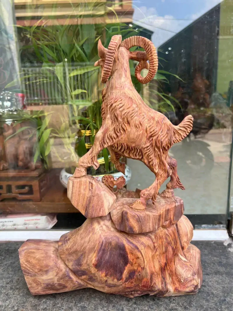 nhat-duong-G5879-3 Tượng Nhất Dương Gỗ Sưa Hàng Đục Kỹ Sắc Nét G5879