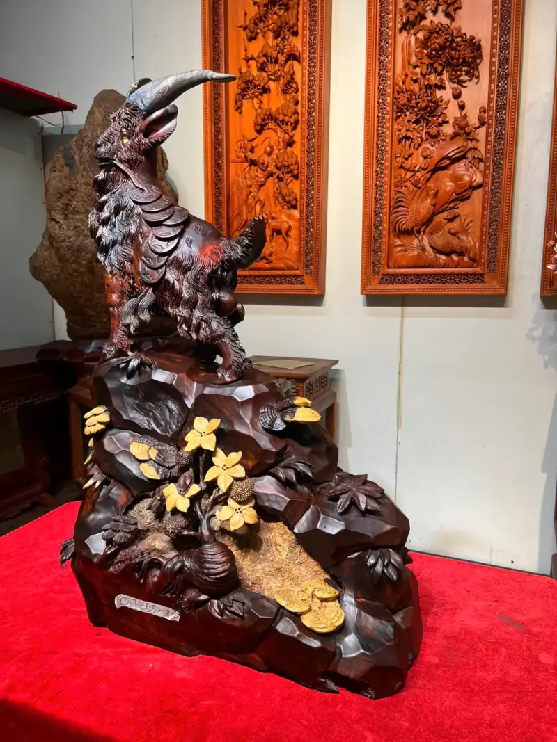 nhat-duong-go-G5593-4 Tượng Nhất Dương Gỗ Trắc Liền Khối G5593